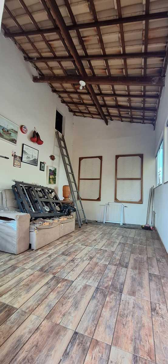 Casa, Sagrada Família, 4 Quartos, 2 Vagas, 2 Suítes