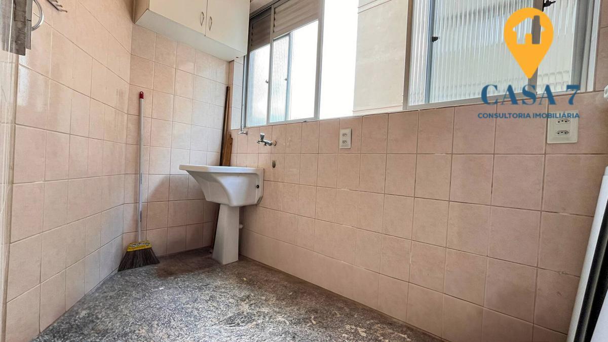Apartamento, Funcionários, 2 Quartos, 1 Vaga, 1 Suíte