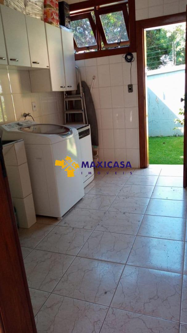 Casa, Pampulha, 3 Quartos, 4 Vagas