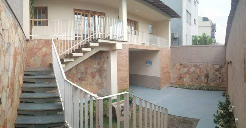 Casa, Jardim América, 3 Quartos, 3 Vagas, 2 Suítes