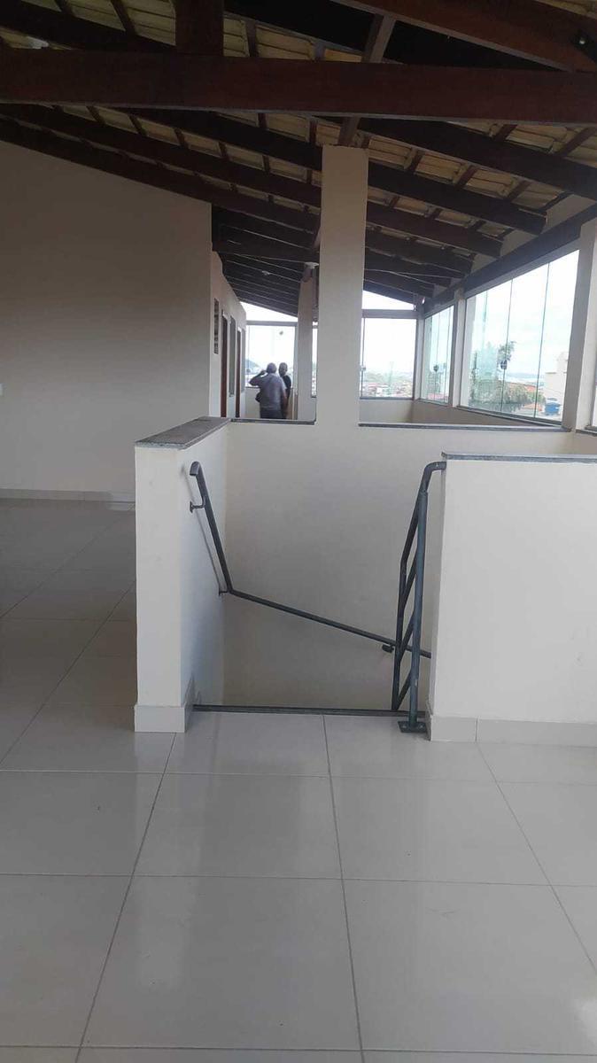 Casa, Niterói, 5 Quartos, 2 Vagas, 1 Suíte