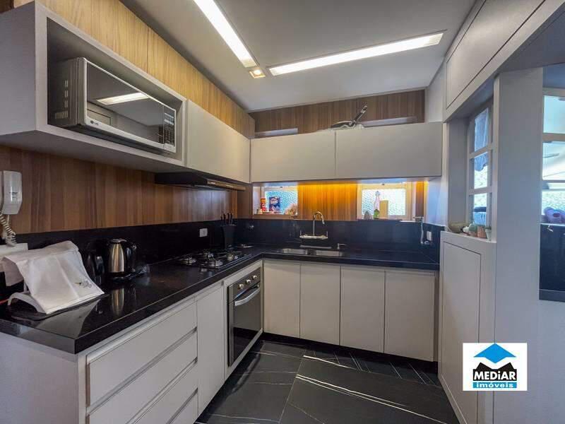Apartamento, Sion, 4 Quartos, 2 Vagas, 1 Suíte