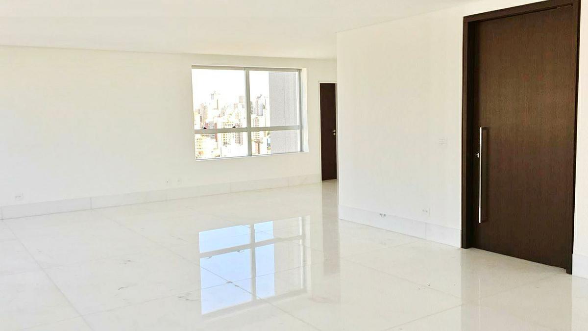Apartamento, Santo Agostinho, 4 Quartos, 4 Vagas, 2 Suítes