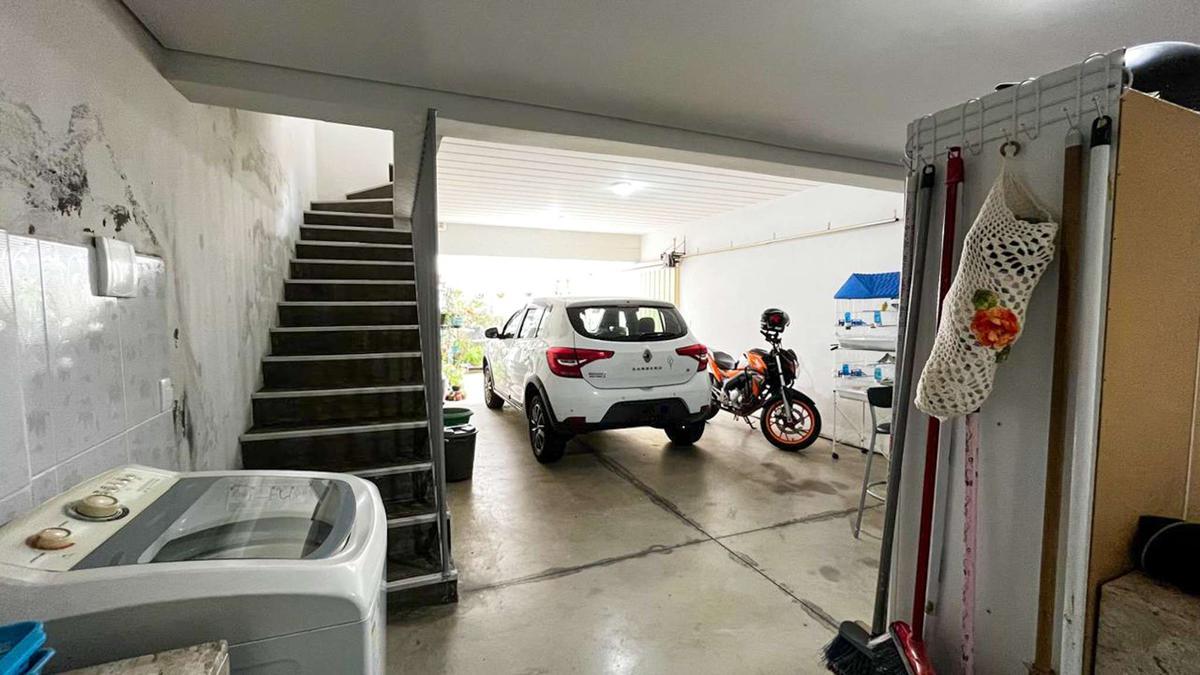 Casa, Santa Efigênia, 3 Quartos, 2 Vagas, 2 Suítes