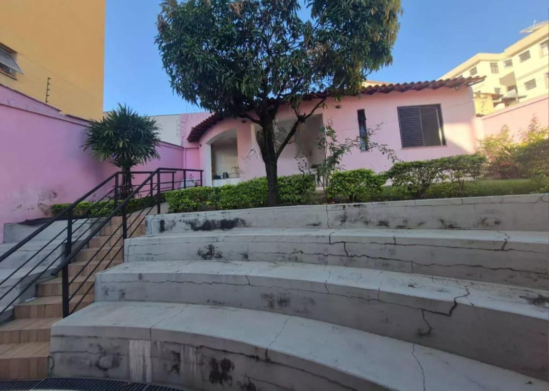 Casa, Santa Inês, 5 Quartos, 3 Vagas, 2 Suítes