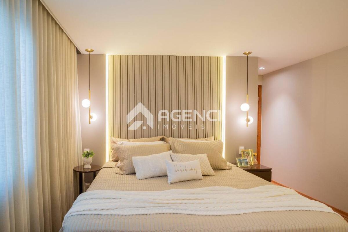 Casa, Cabral, 3 Quartos, 0 Vaga, 1 Suíte