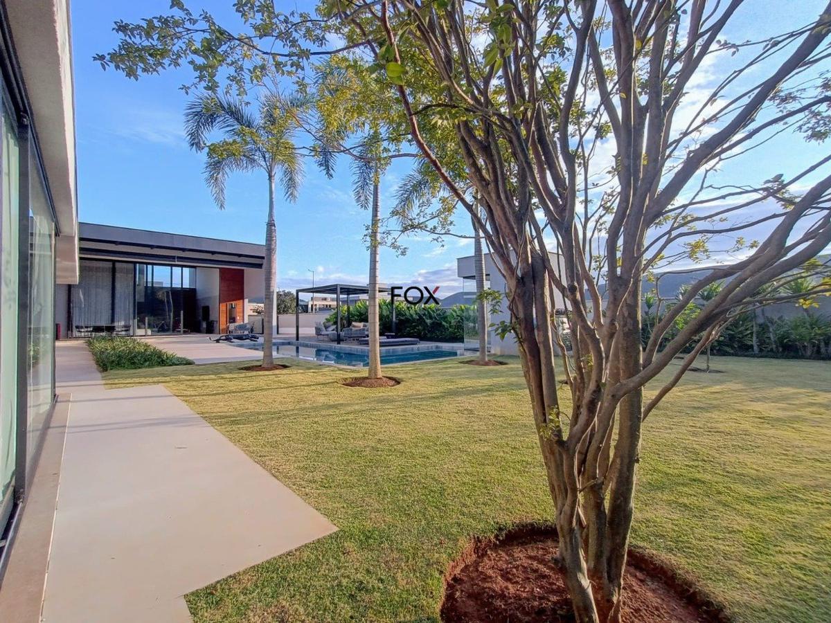 Casa, Alphaville - Lagoa dos Ingleses, 5 Quartos, 6 Vagas, 5 Suítes