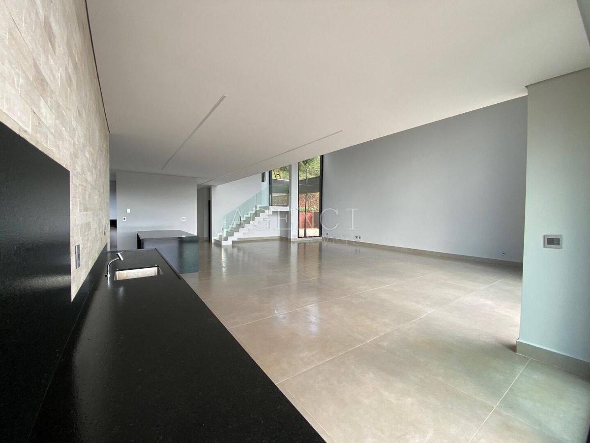 Casa, Alphaville - Lagoa dos Ingleses, 4 Quartos, 0 Vaga, 3 Suítes