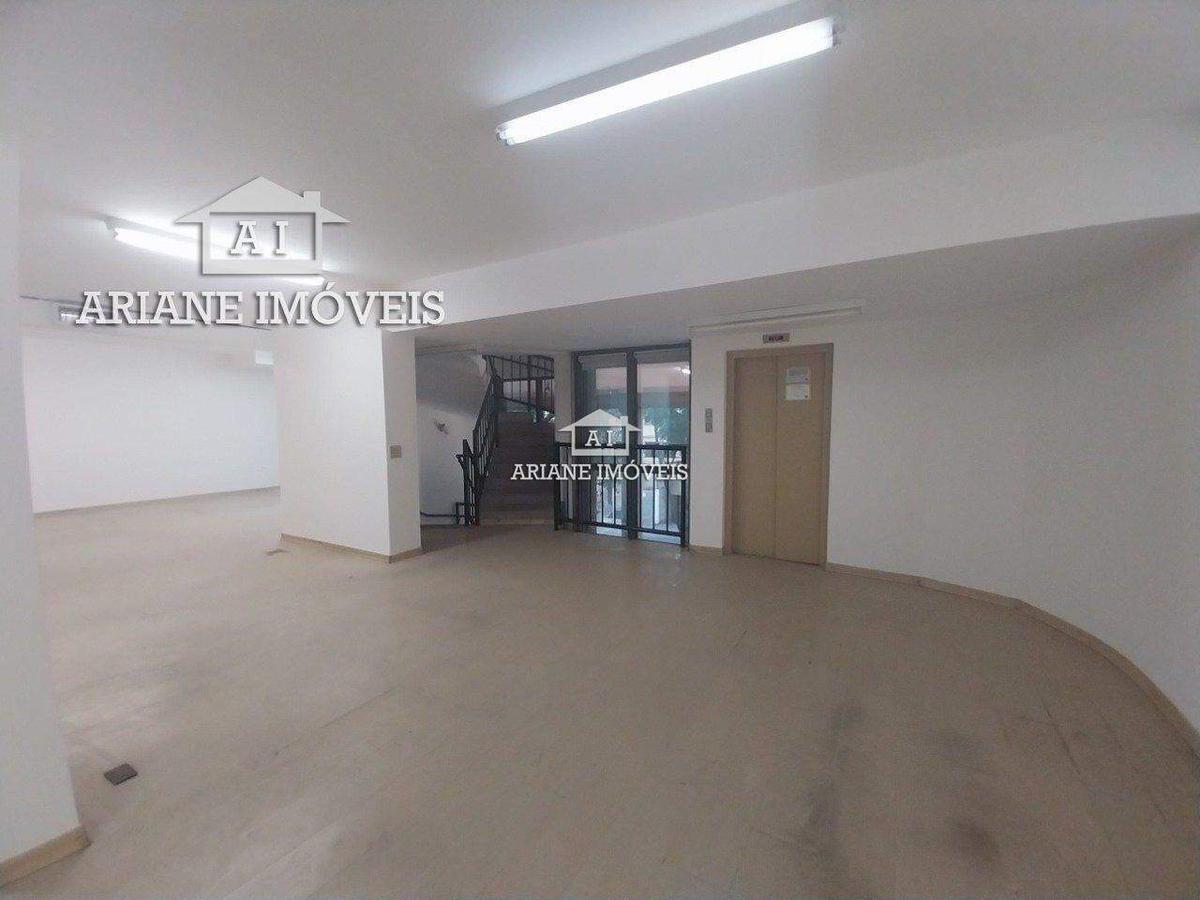 Prédio, Funcionários, 0 Quarto, 10 Vagas
