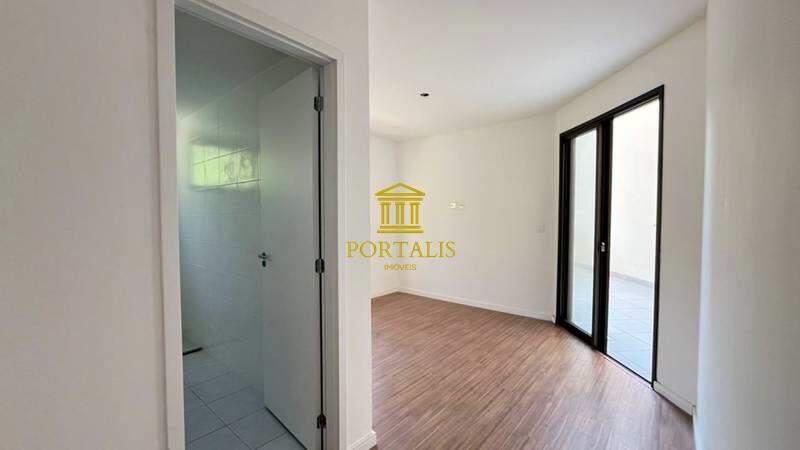 Apartamento, Serra, 2 Quartos, 2 Vagas, 1 Suíte