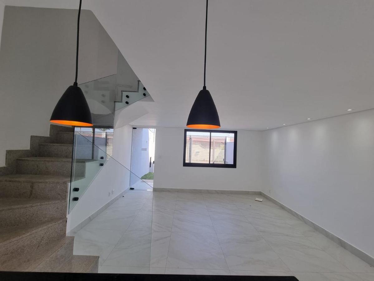 Casa, Planalto, 3 Quartos, 1 Vaga, 1 Suíte