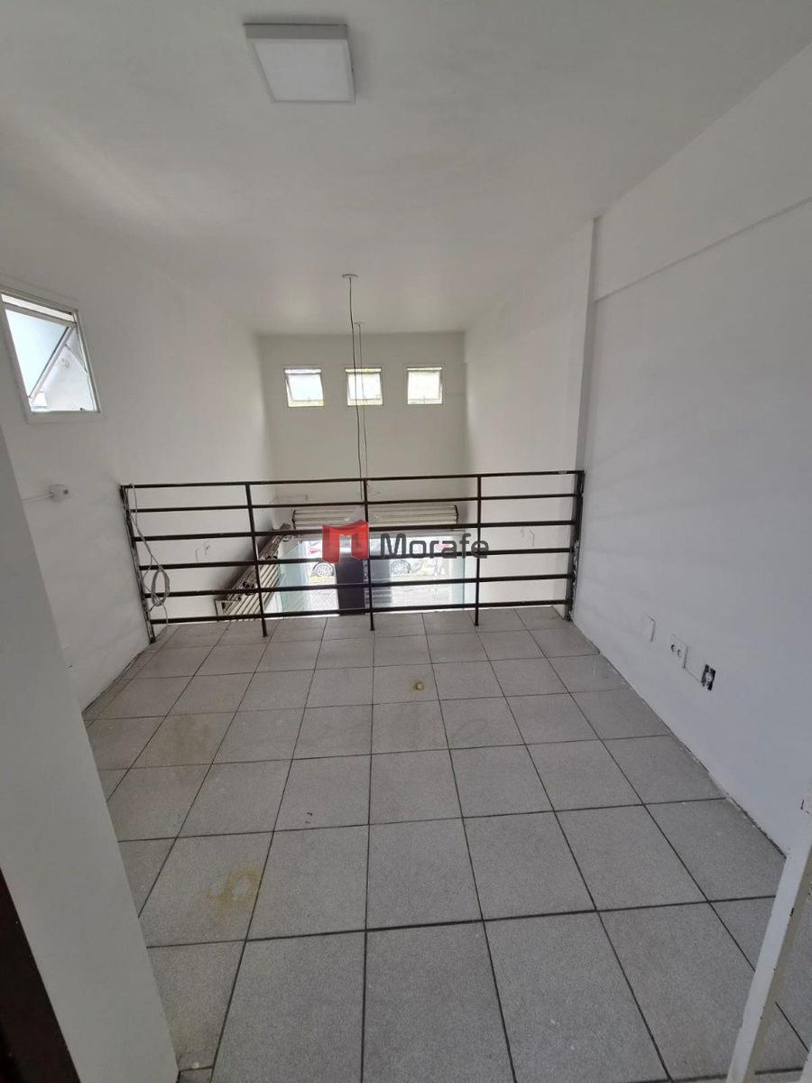 Galpão, São José, 0 Quarto, 0 Vaga