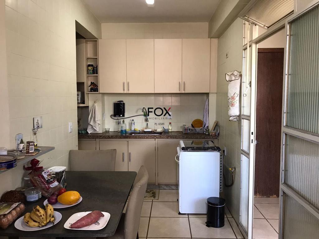 Apartamento, Vila Paris, 3 Quartos, 2 Vagas, 1 Suíte