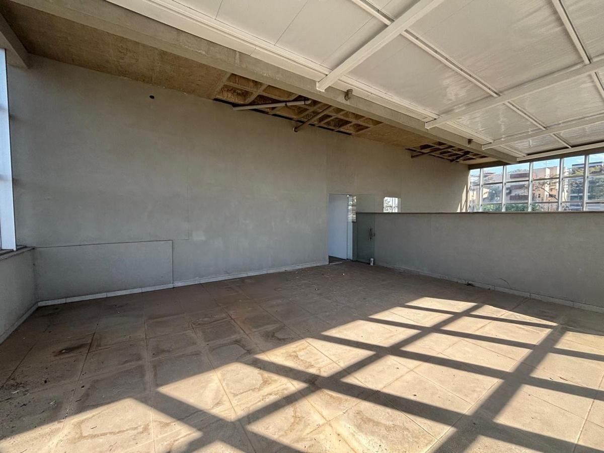 Sala, Estoril, 0 Quarto, 0 Vaga