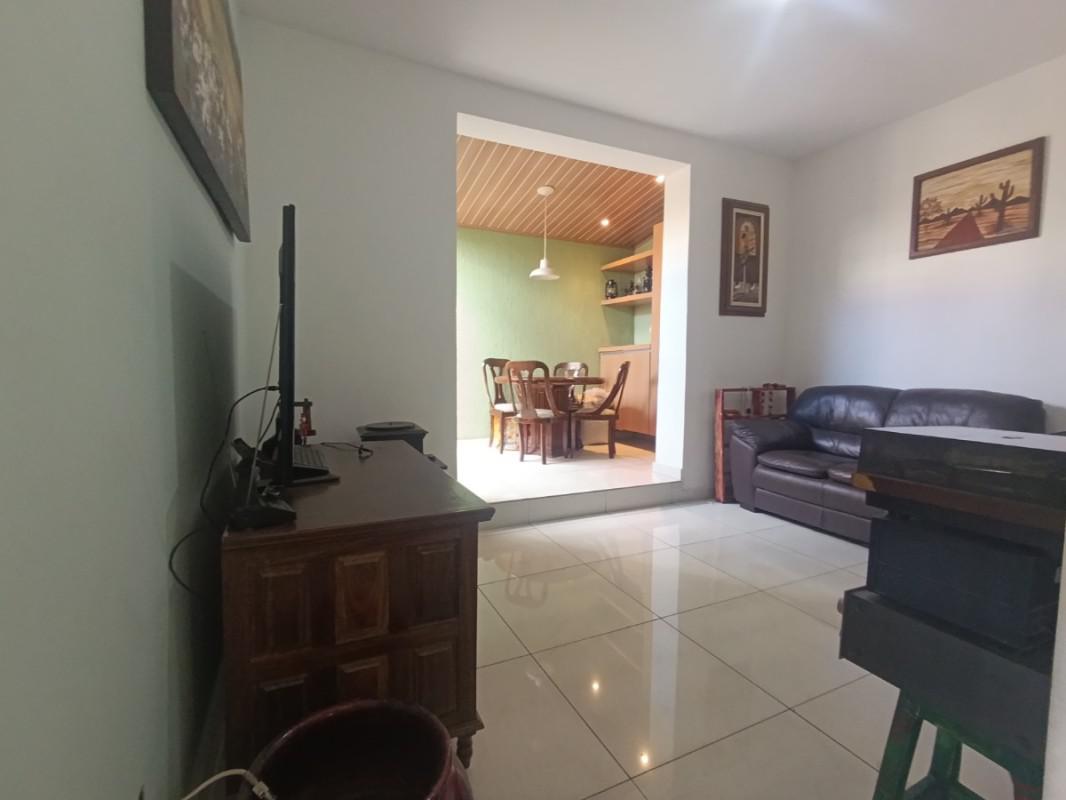 Apartamento, Sagrada Família, 2 Quartos, 1 Vaga