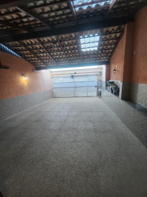 Casa, Vale das Amendoeiras, 3 Quartos, 4 Vagas, 1 Suíte