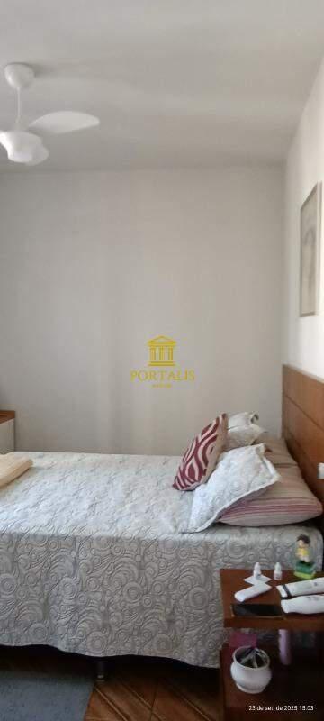 Apartamento, Sagrada Família, 2 Quartos, 1 Vaga