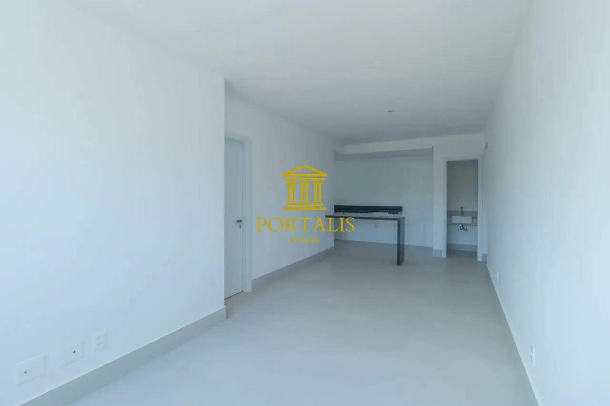 Apartamento, Sagrada Família, 3 Quartos, 2 Vagas, 1 Suíte