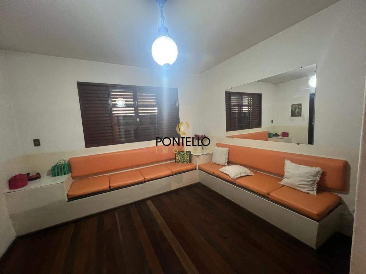 Casa, Jardim Arizona, 6 Quartos, 4 Vagas, 1 Suíte