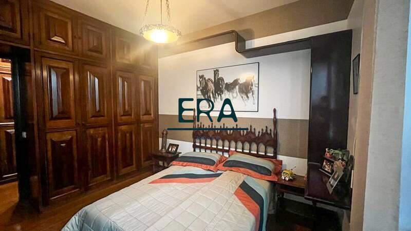 Casa, Comiteco, 5 Quartos, 6 Vagas, 2 Suítes