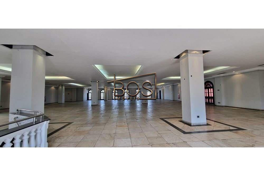 Casa, Estoril, 2 Quartos, 32 Vagas