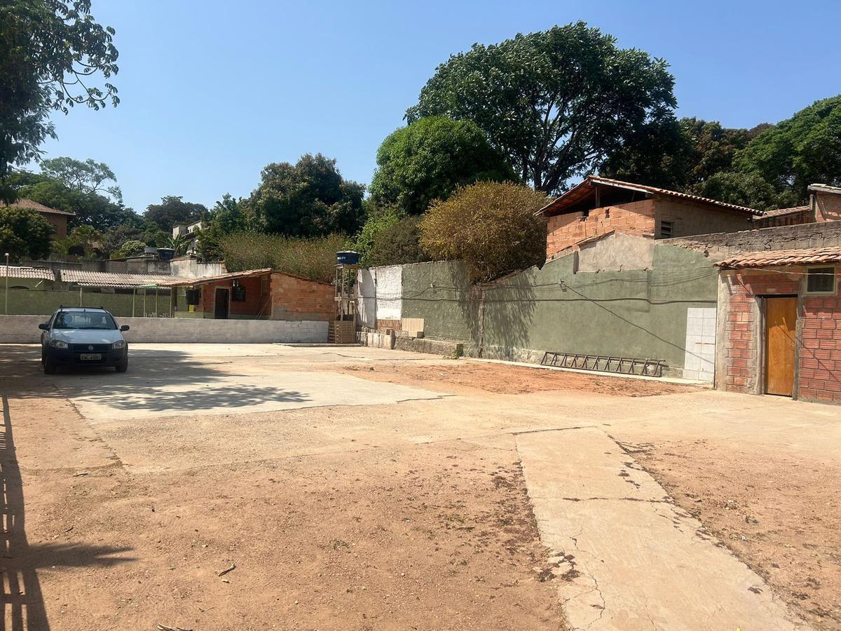 Lote, Trevo, 5 Quartos, 5 Vagas