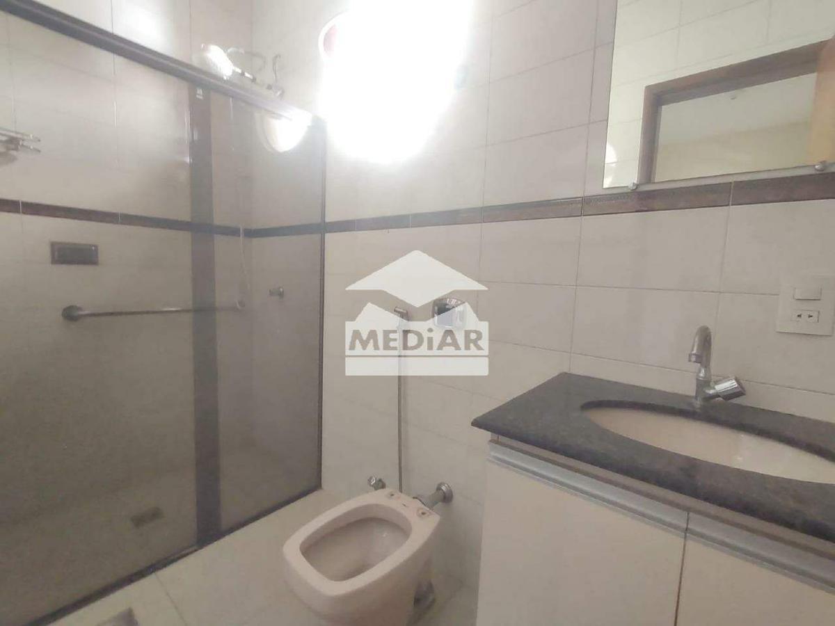 Casa, Sagrada Família, 5 Quartos, 2 Vagas, 1 Suíte