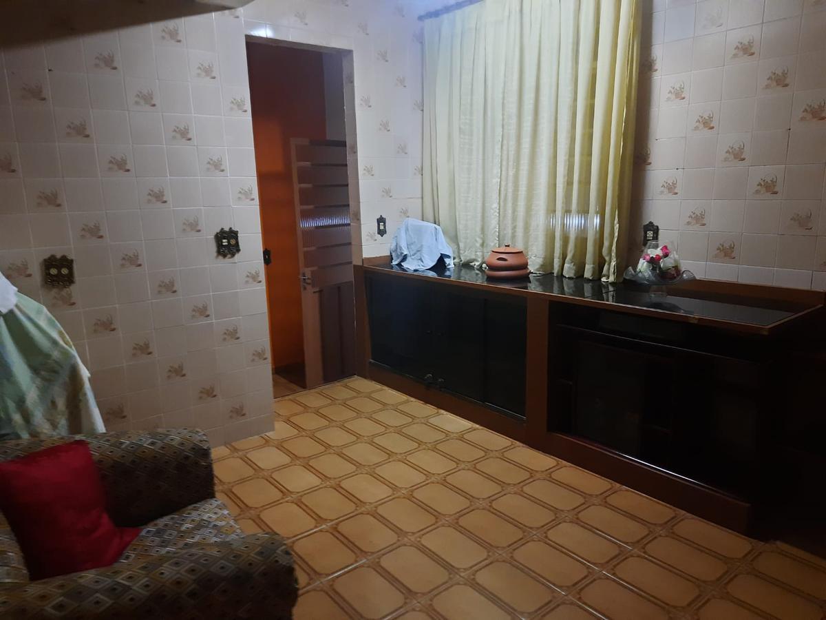 Casa, Sagrada Família, 3 Quartos, 0 Vaga, 1 Suíte