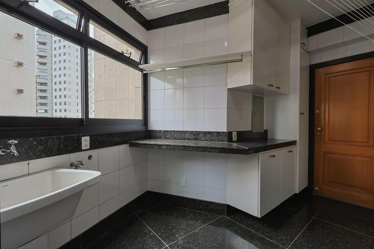 Apartamento, Belvedere, 4 Quartos, 4 Vagas, 2 Suítes