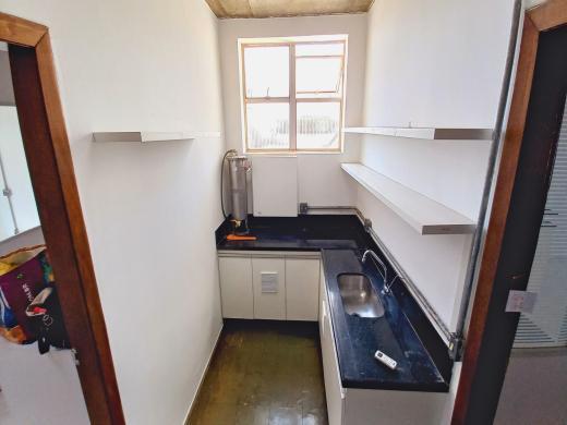 Sala, Funcionários, 0 Quarto, 4 Vagas
