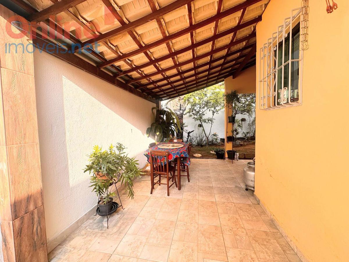 Casa, Fernão Dias, 3 Quartos, 0 Vaga, 1 Suíte