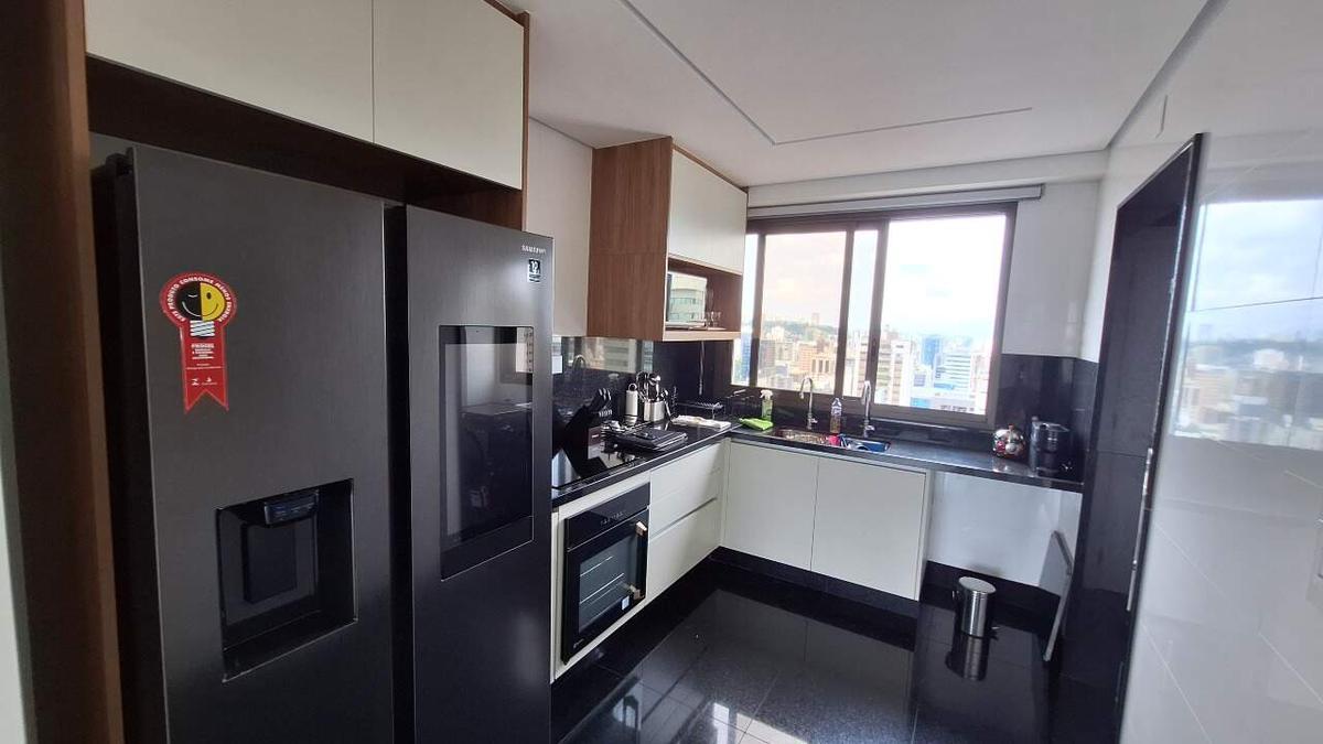 Apartamento, Savassi, 2 Quartos, 4 Vagas, 1 Suíte