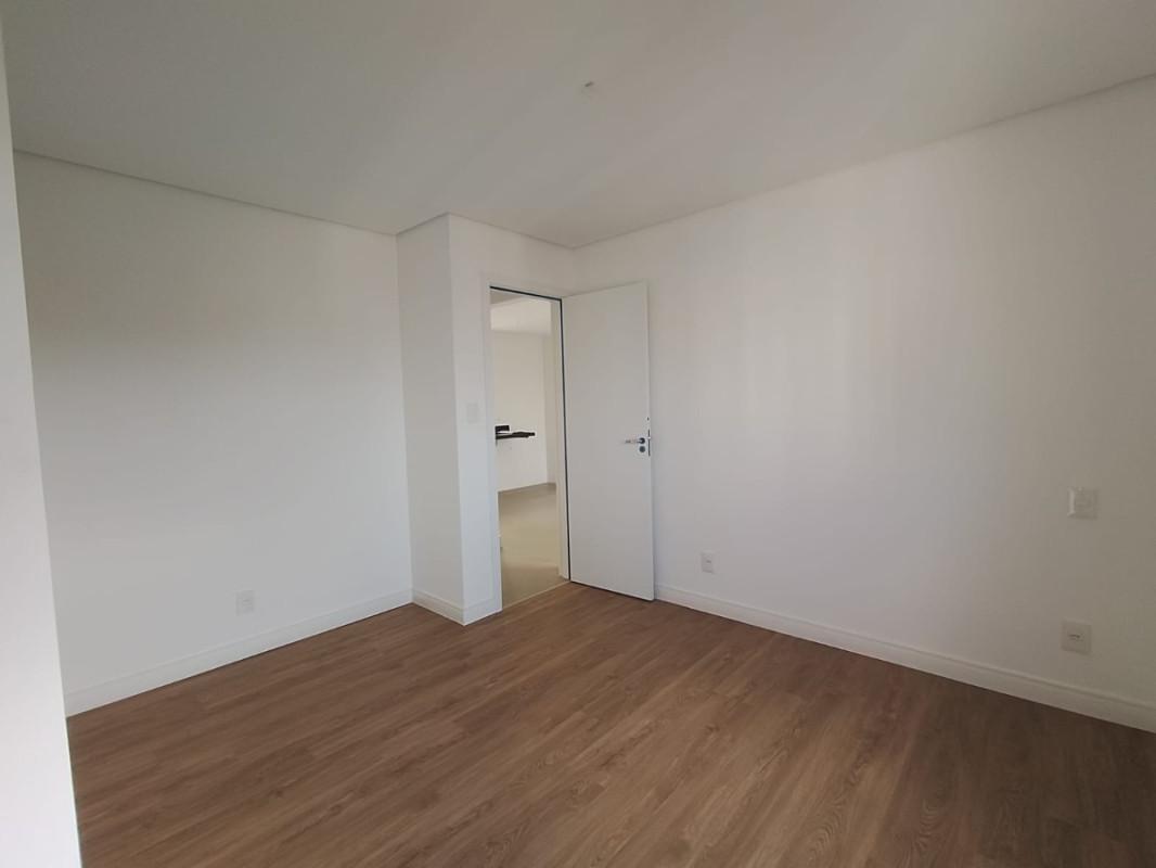 Cobertura, Prado, 2 Quartos, 2 Vagas, 1 Suíte