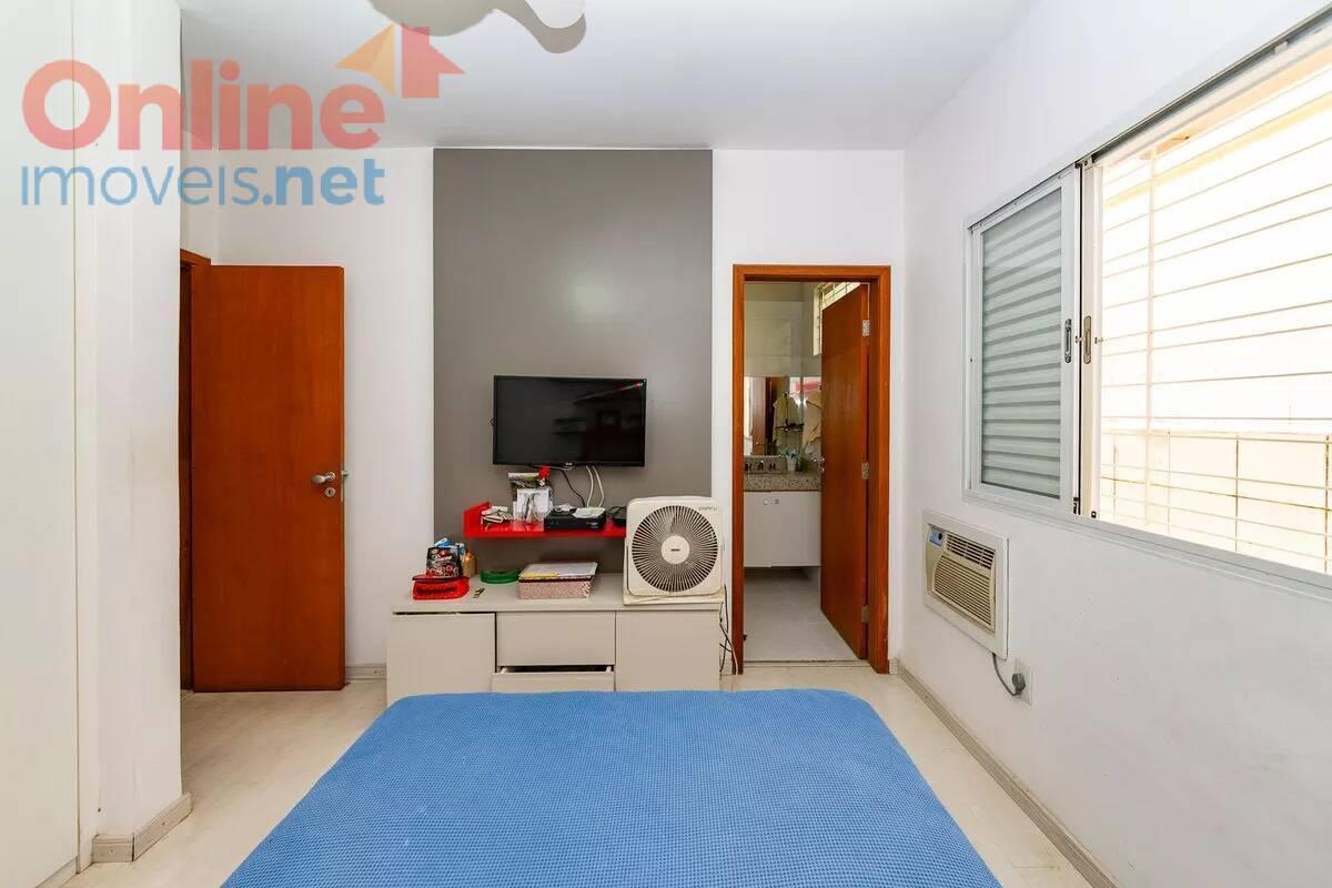 Casa, Gutierrez, 4 Quartos, 0 Vaga, 3 Suítes