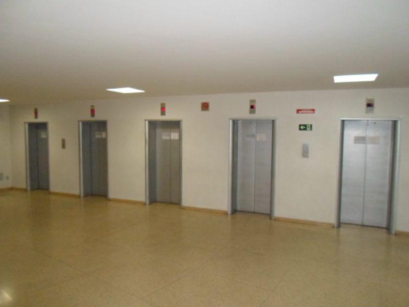 Sala, Centro