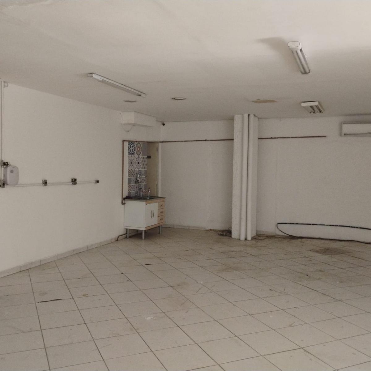 Andar, Castelo, 0 Quarto, 0 Vaga