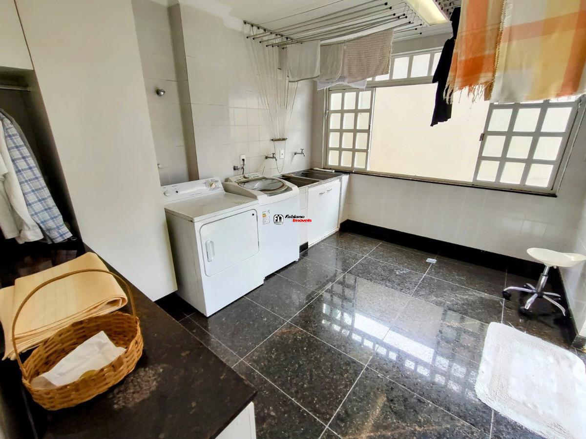 Casa, São Luiz (pampulha), 4 Quartos, 8 Vagas, 3 Suítes
