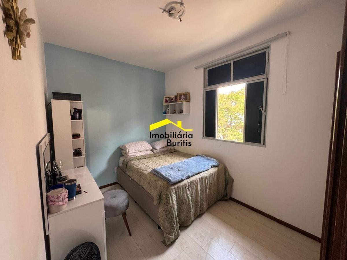 Apartamento, Estoril, 4 Quartos, 2 Vagas, 1 Suíte