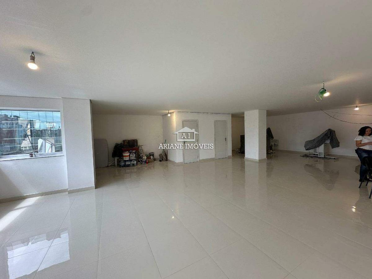 Sala, Santa Efigênia, 0 Quarto, 5 Vagas
