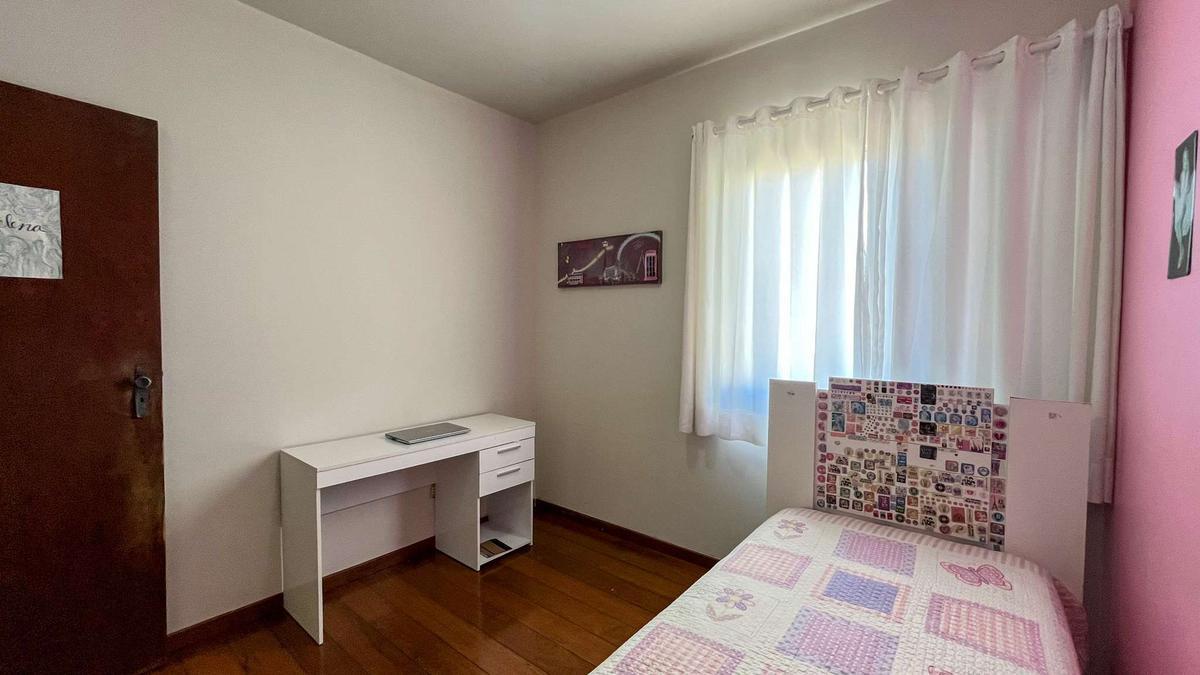 Cobertura, Luxemburgo, 4 Quartos, 2 Vagas, 1 Suíte