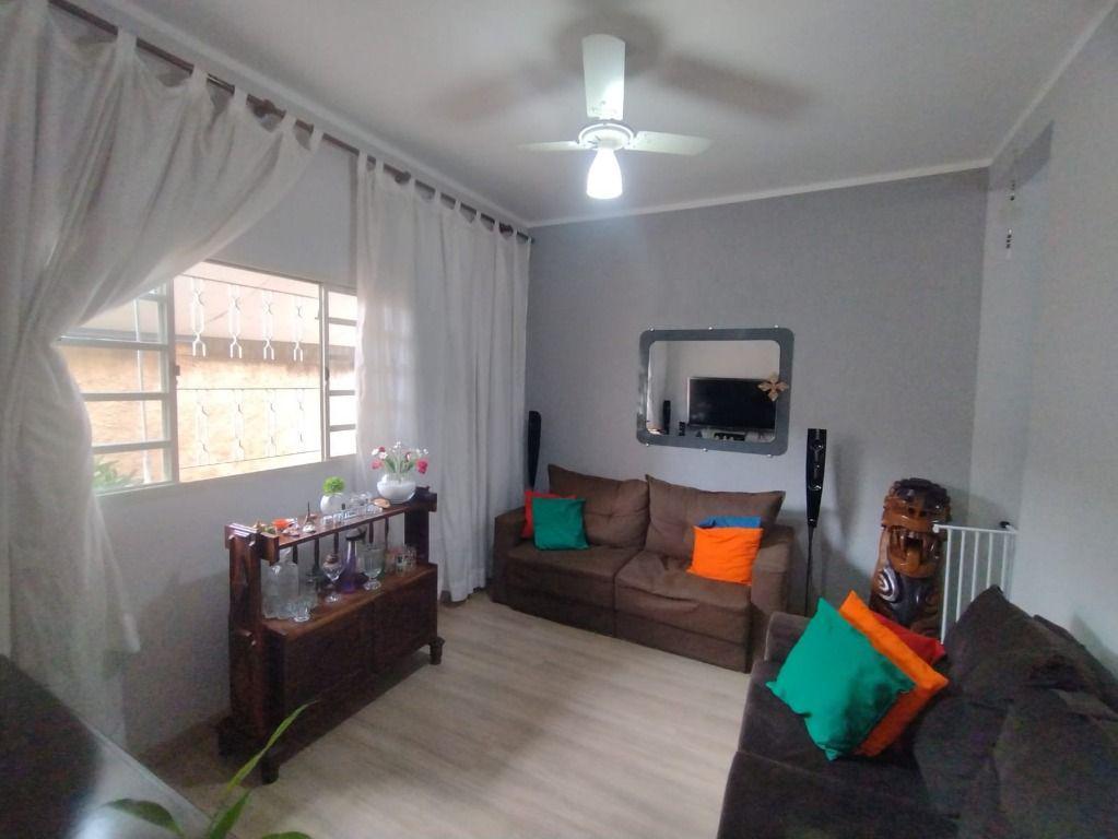 Casa, Esplanada, 5 Quartos, 0 Vaga