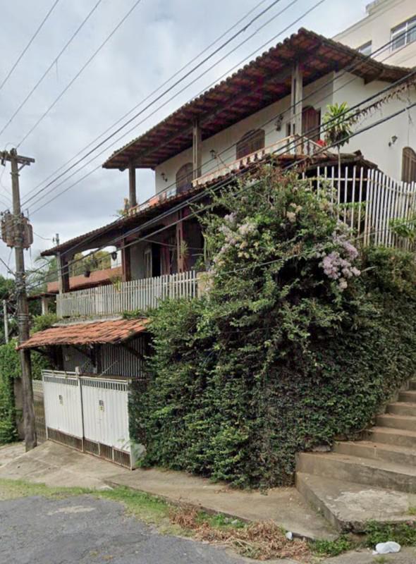 Casa, São Lucas, 4 Quartos, 5 Vagas, 1 Suíte
