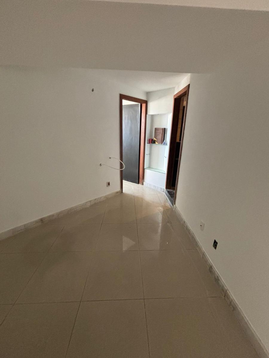 Sala, Floresta, 0 Quarto, 2 Vagas