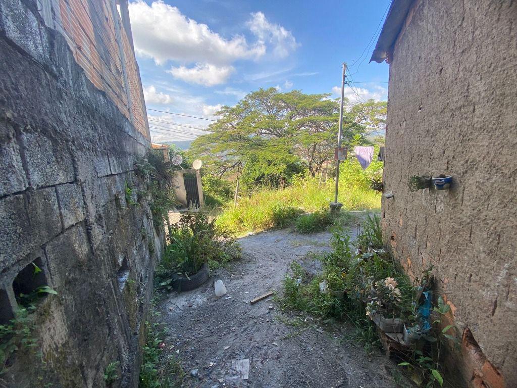 Casa, Morro São Francisco, 3 Quartos, 0 Vaga