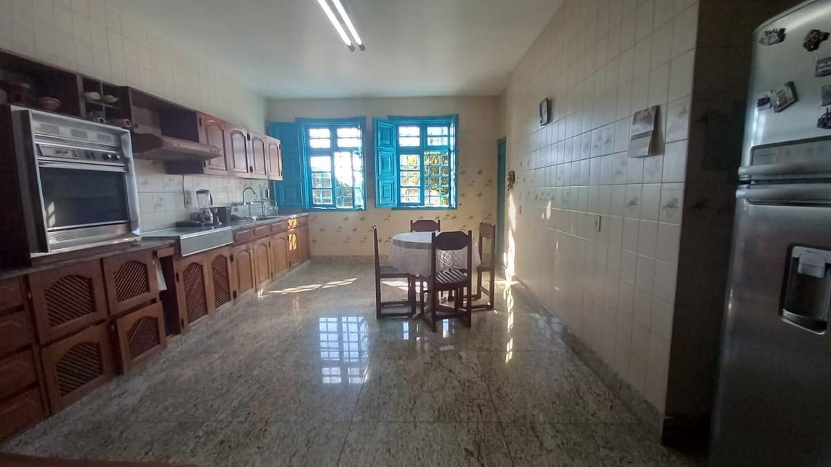 Casa, Santa Rosa, 3 Quartos, 6 Vagas, 3 Suítes