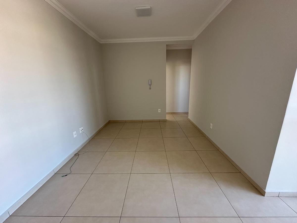 Apartamento, Heliópolis, 2 Quartos, 2 Vagas, 1 Suíte