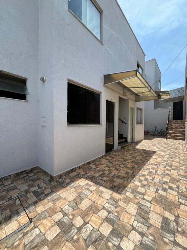 Casa, Masterville, 2 Quartos, 1 Vaga