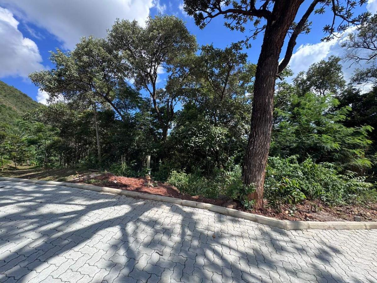 Lote, Retiro do Chalé, 0 Quarto, 0 Vaga