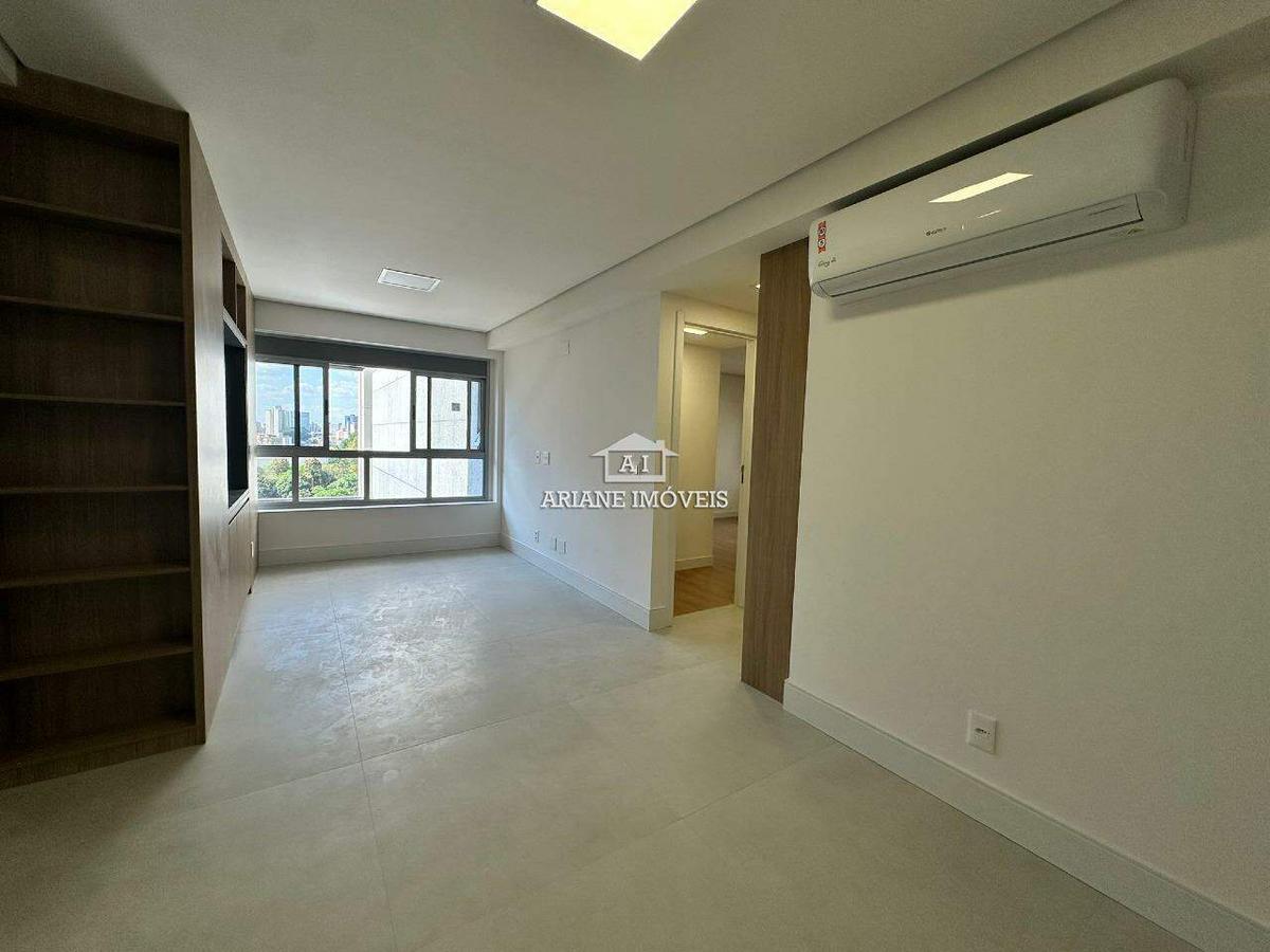 Apartamento, Funcionários, 2 Quartos, 2 Vagas, 2 Suítes