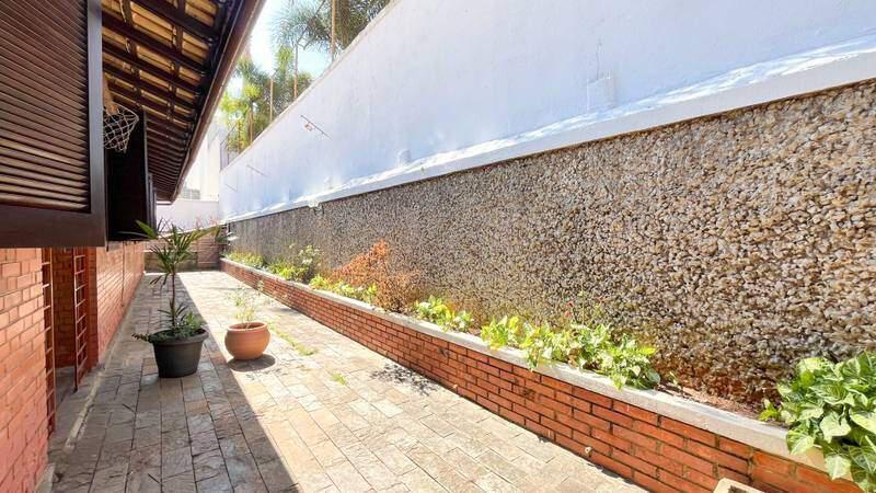 Casa, São Luiz (pampulha), 6 Quartos, 10 Vagas, 3 Suítes